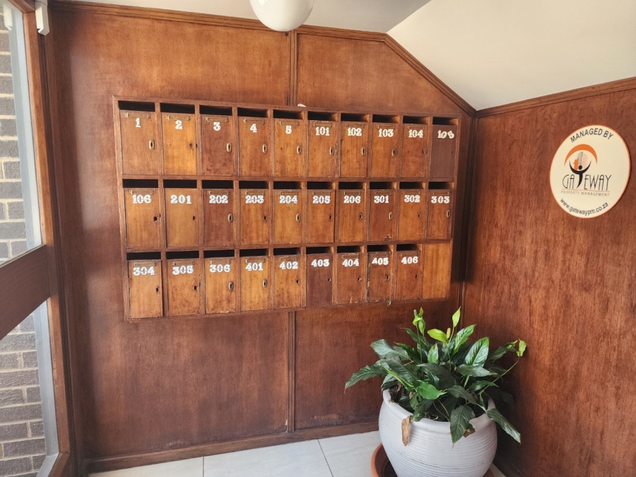 2 Bedroom Property for Sale in Humewood Eastern Cape